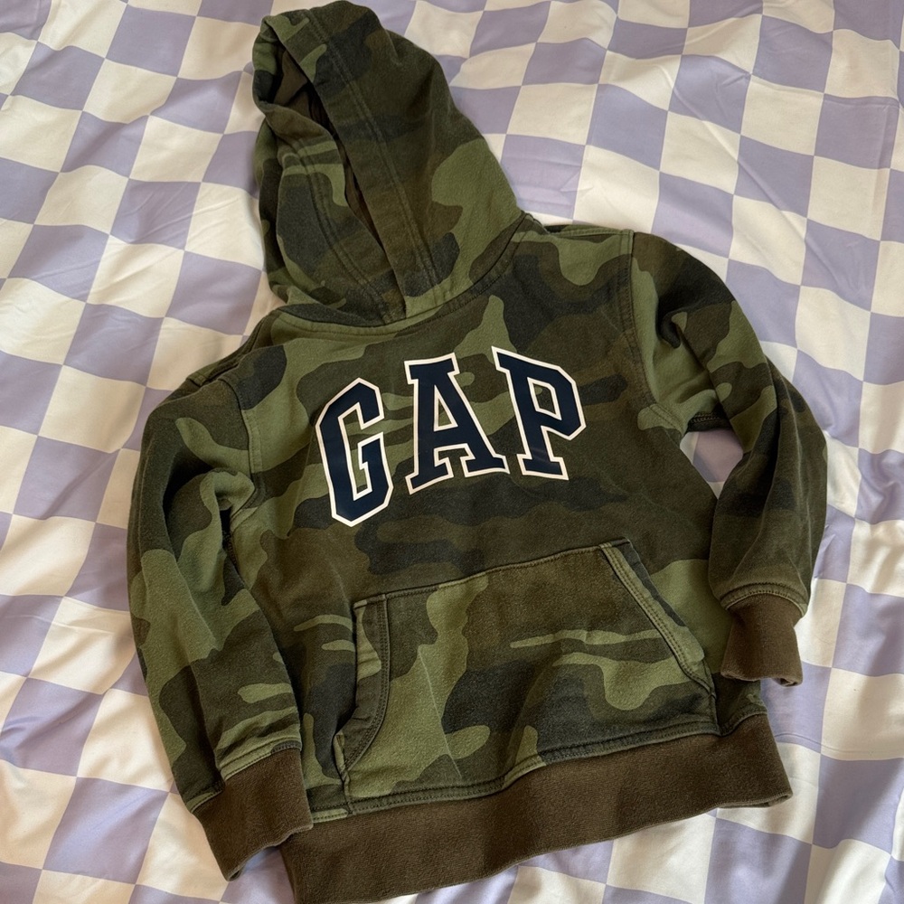 GAP Sweatshirt